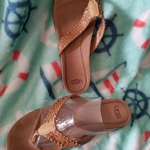 Ugg tan natural lorrie sandals 10